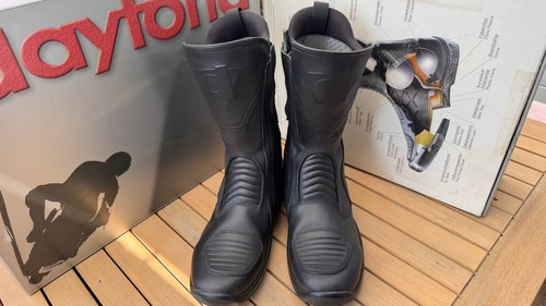 Daytona toron xcr 43 - gr.,